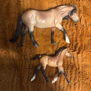 Breyer foal and mare